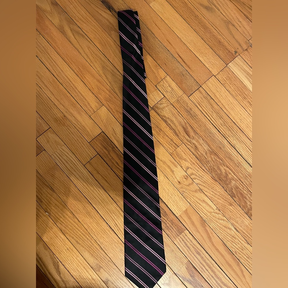 NWT Bellissimo Tie Black Pink Diagonal Striped Pattern Neck Tie